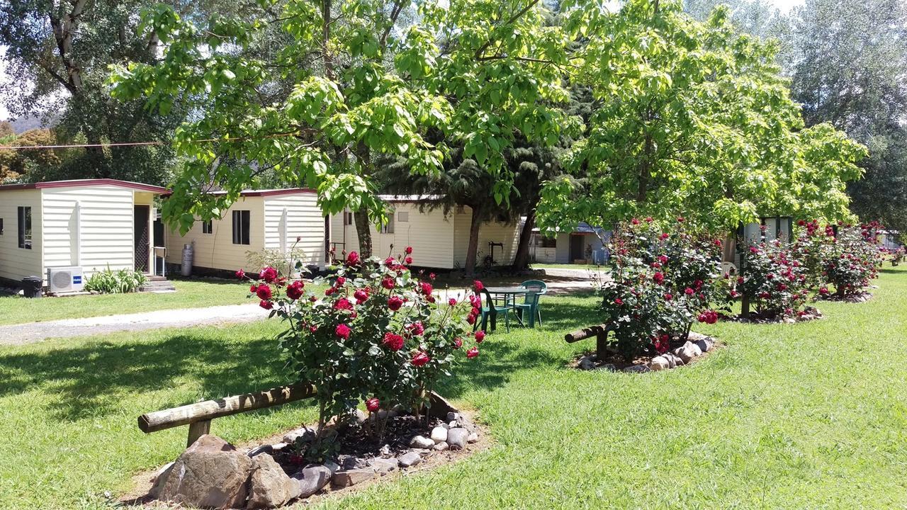 Khancoban Lakeside Caravan Park 외부 사진