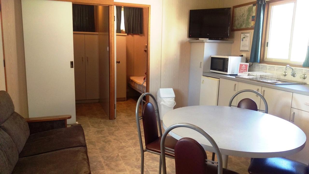 Khancoban Lakeside Caravan Park 외부 사진