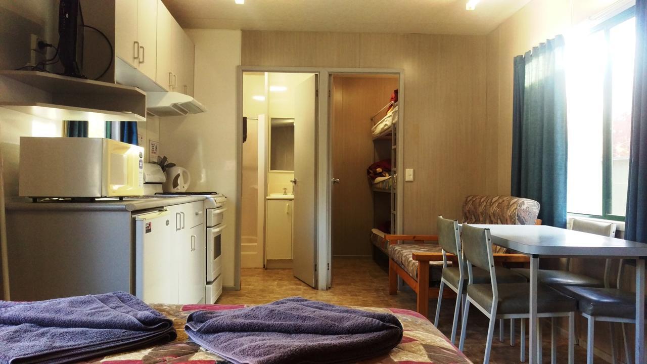 Khancoban Lakeside Caravan Park 외부 사진